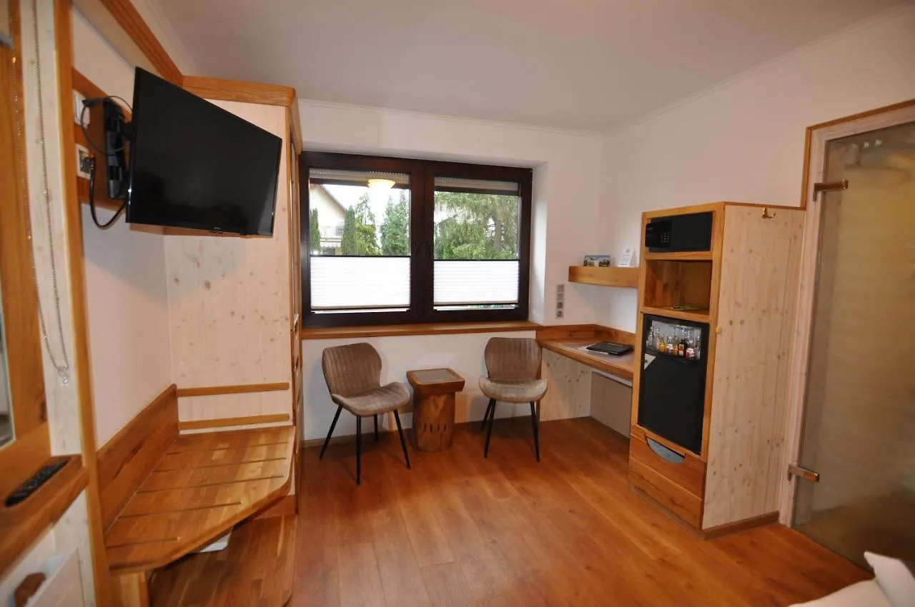 Hotel Pension Blumenbach Berlin