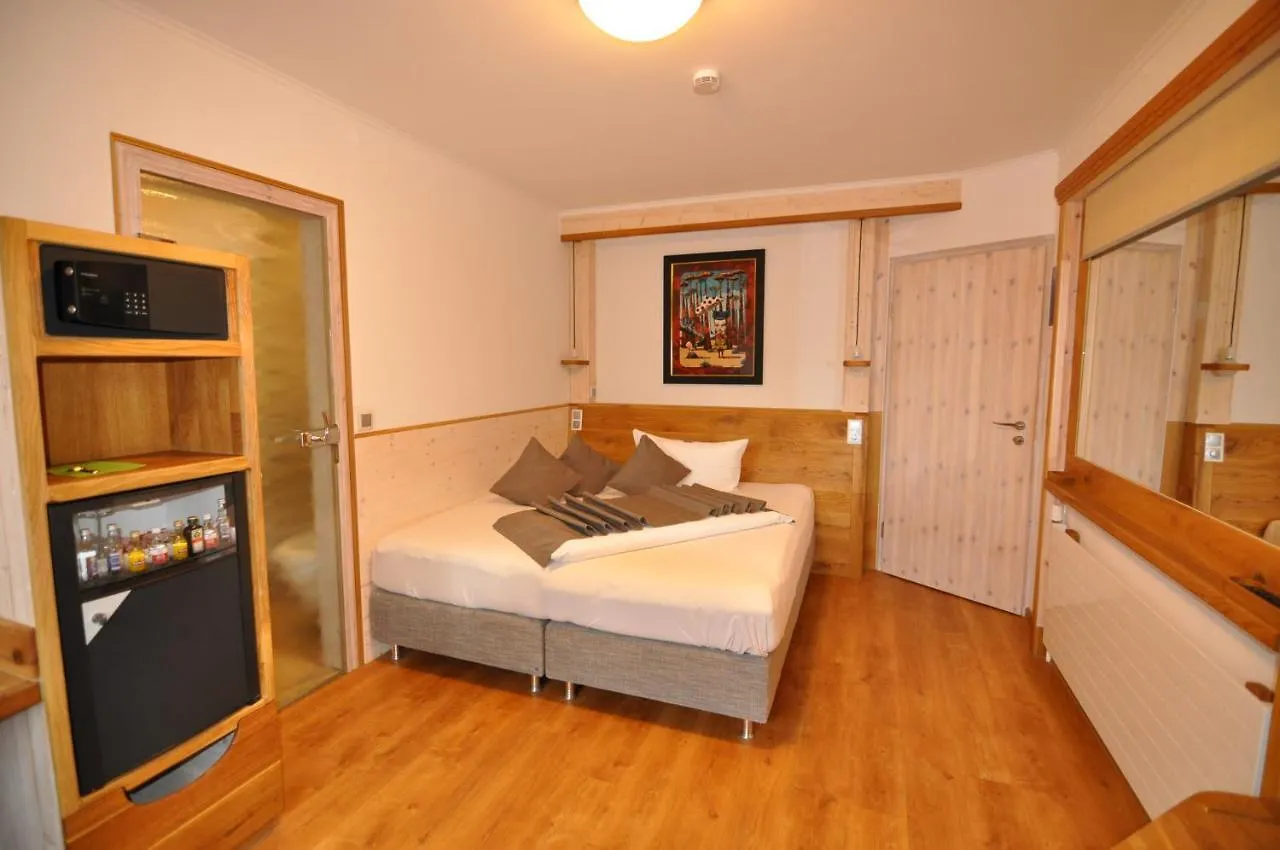 Gasthof Hotel Pension Blumenbach Berlin